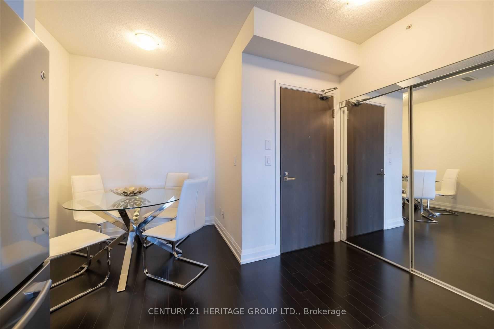 Photo 15 of Unit 1530, 7161 Yonge Street, Markham, Thornhill — HOMEH