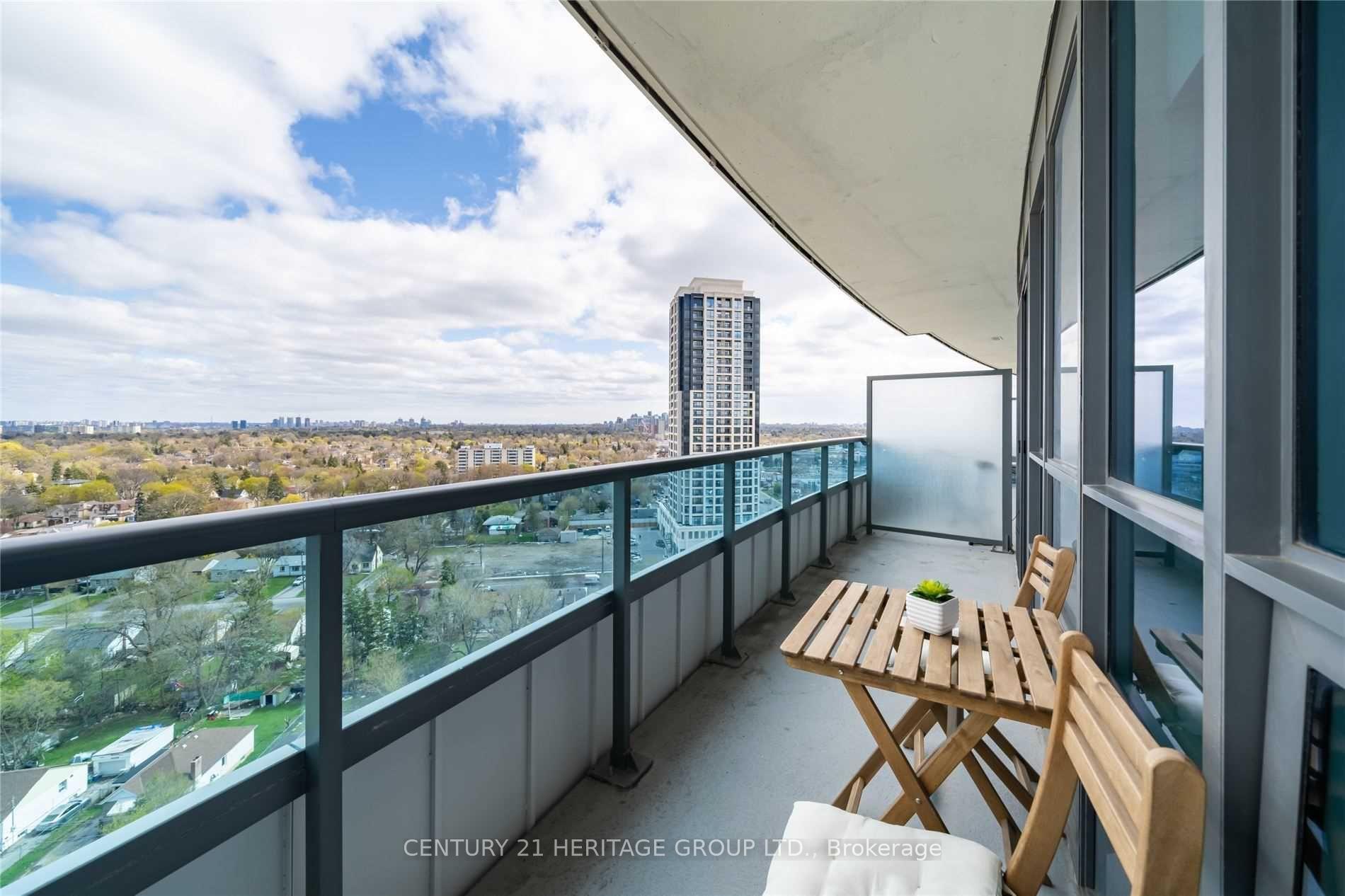 Photo 16 of Unit 1530, 7161 Yonge Street, Markham, Thornhill — HOMEH