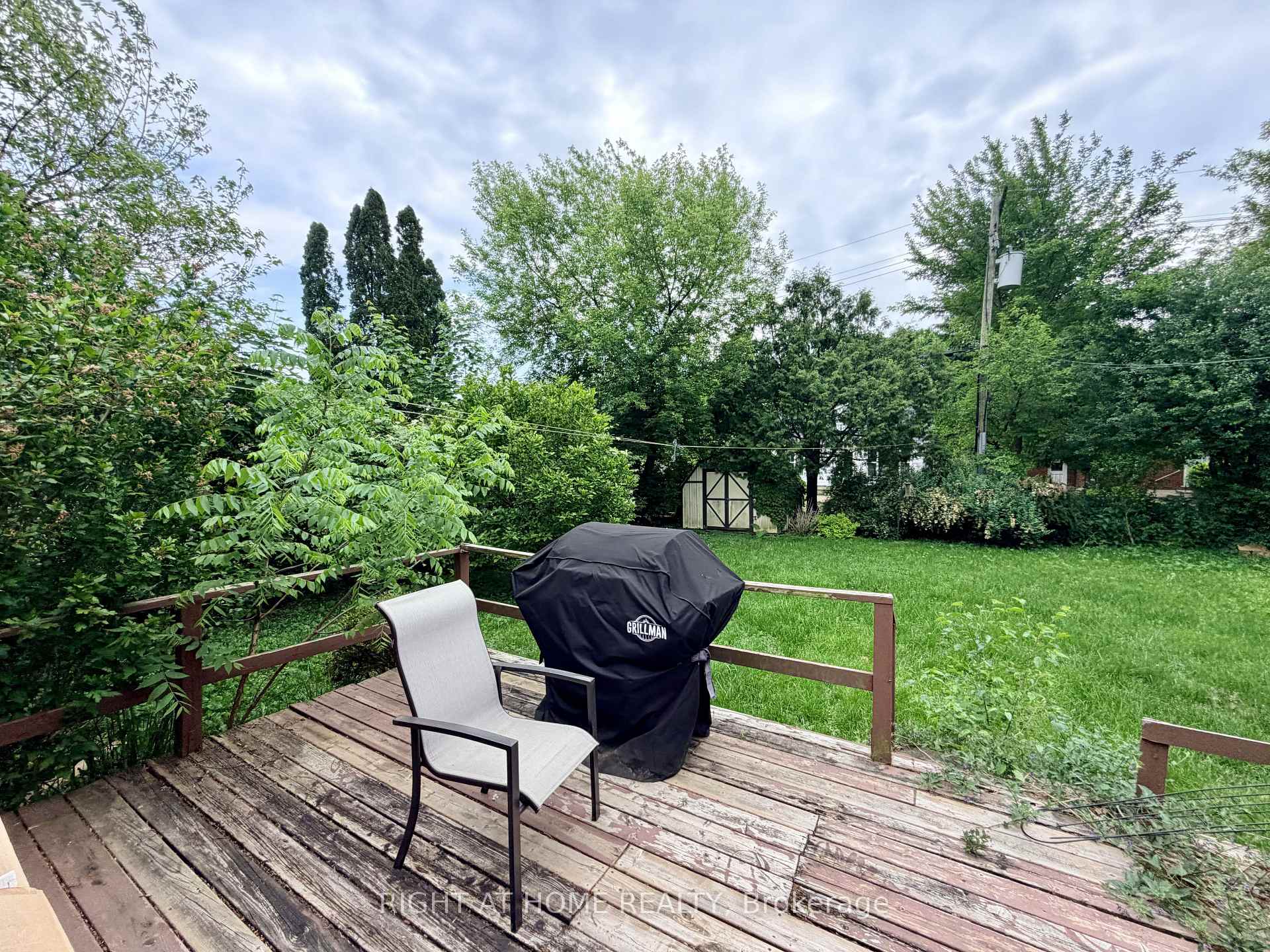 Photo 46 of 376 Ridgewood Crescent, London, South D — HOMEH