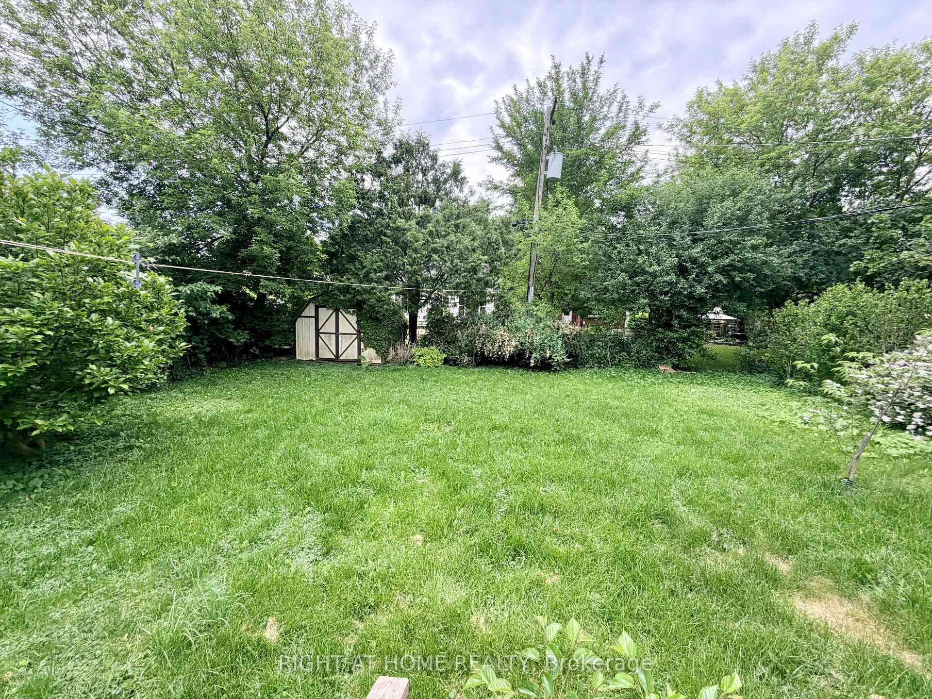 Photo 49 of 376 Ridgewood Crescent, London, South D — HOMEH