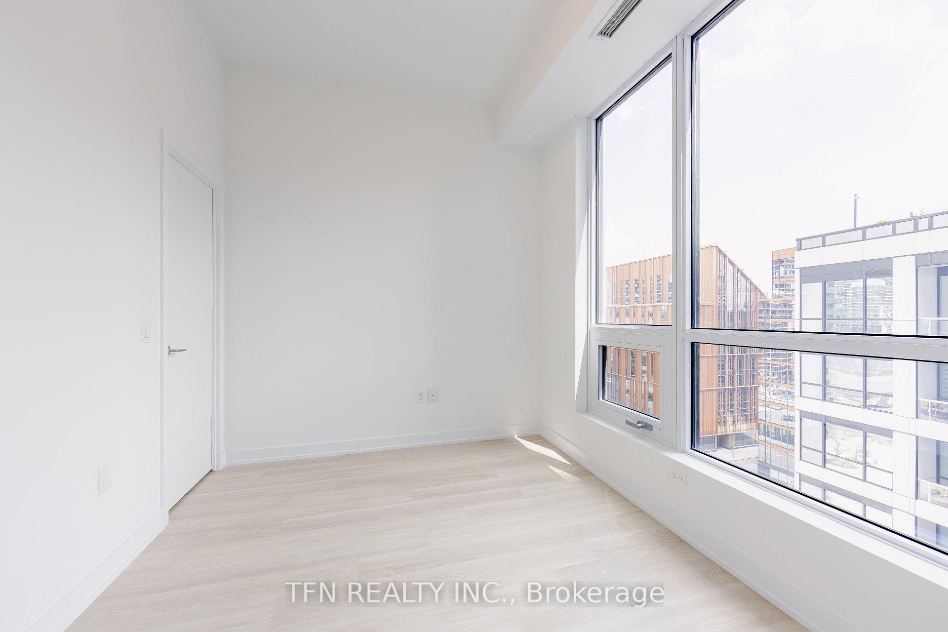 Front of Unit 1107, 15 Richardson Street