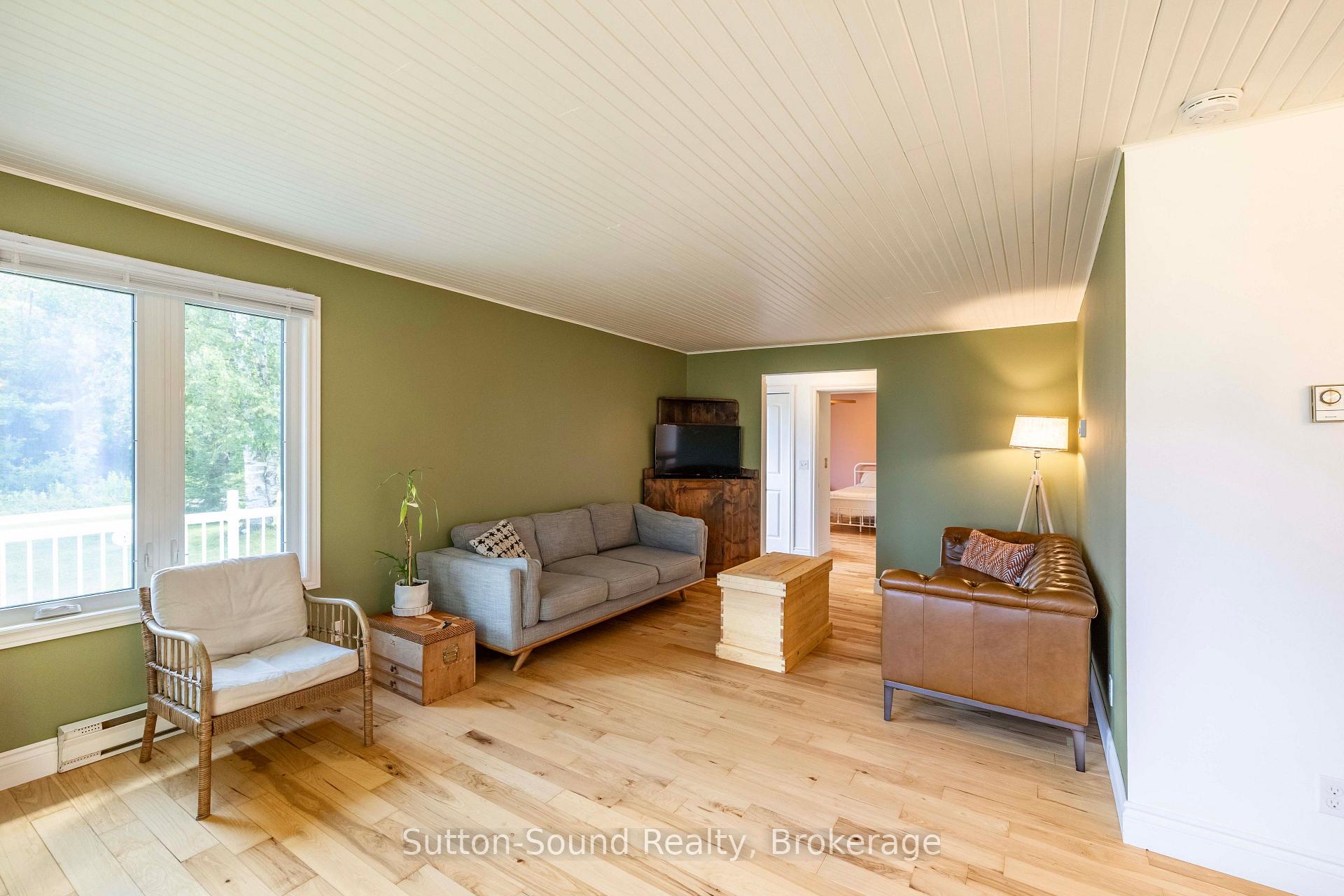 Photo 19 of 125 Paradise Bay Road, Meaford — HOMEH