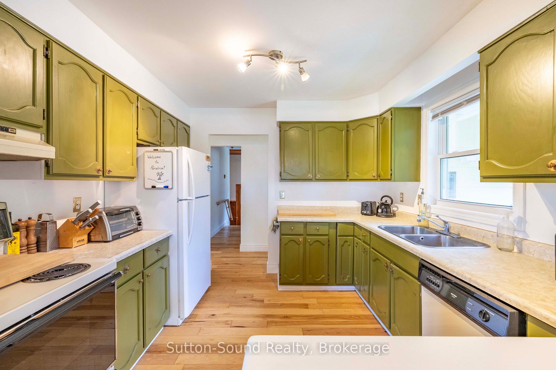 Photo 29 of 125 Paradise Bay Road, Meaford — HOMEH