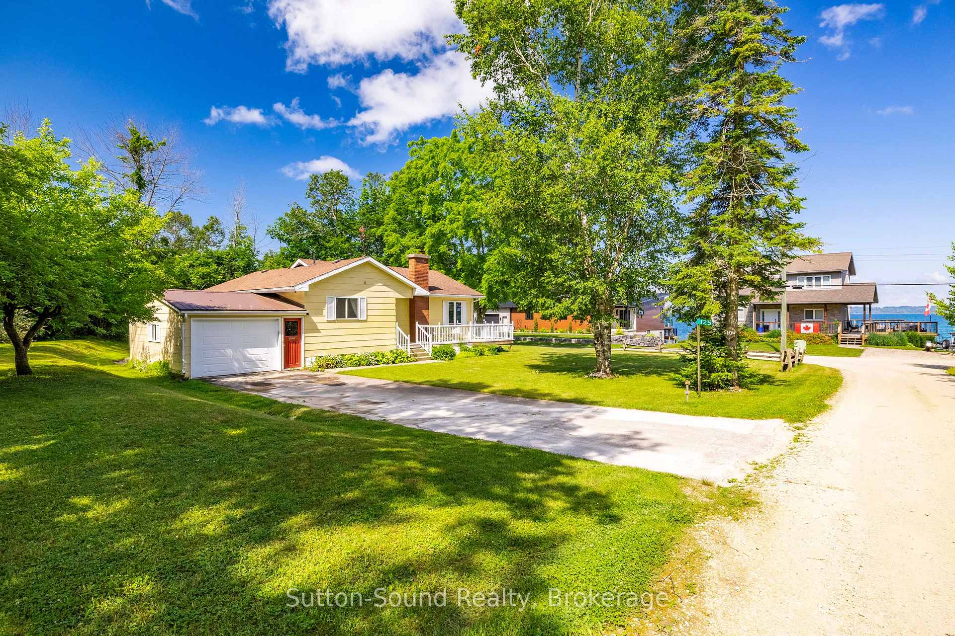Photo of 125 Paradise Bay Road