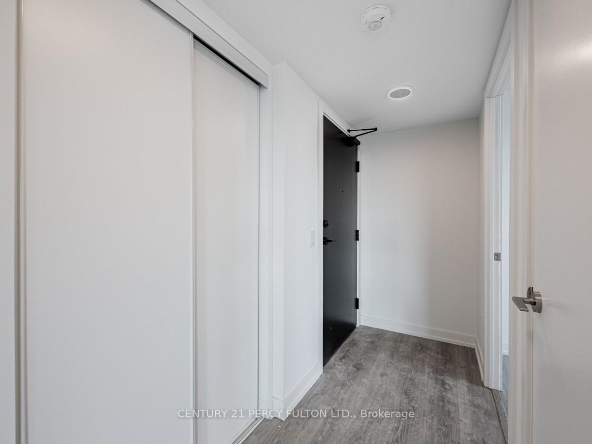 Photo 4 of Unit 513, 1480 Bayly Street, Pickering, Bay Ridges — HOMEH