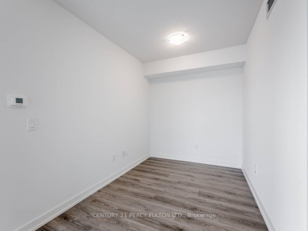 Photo 6 of Unit 513, 1480 Bayly Street, Pickering, Bay Ridges — HOMEH