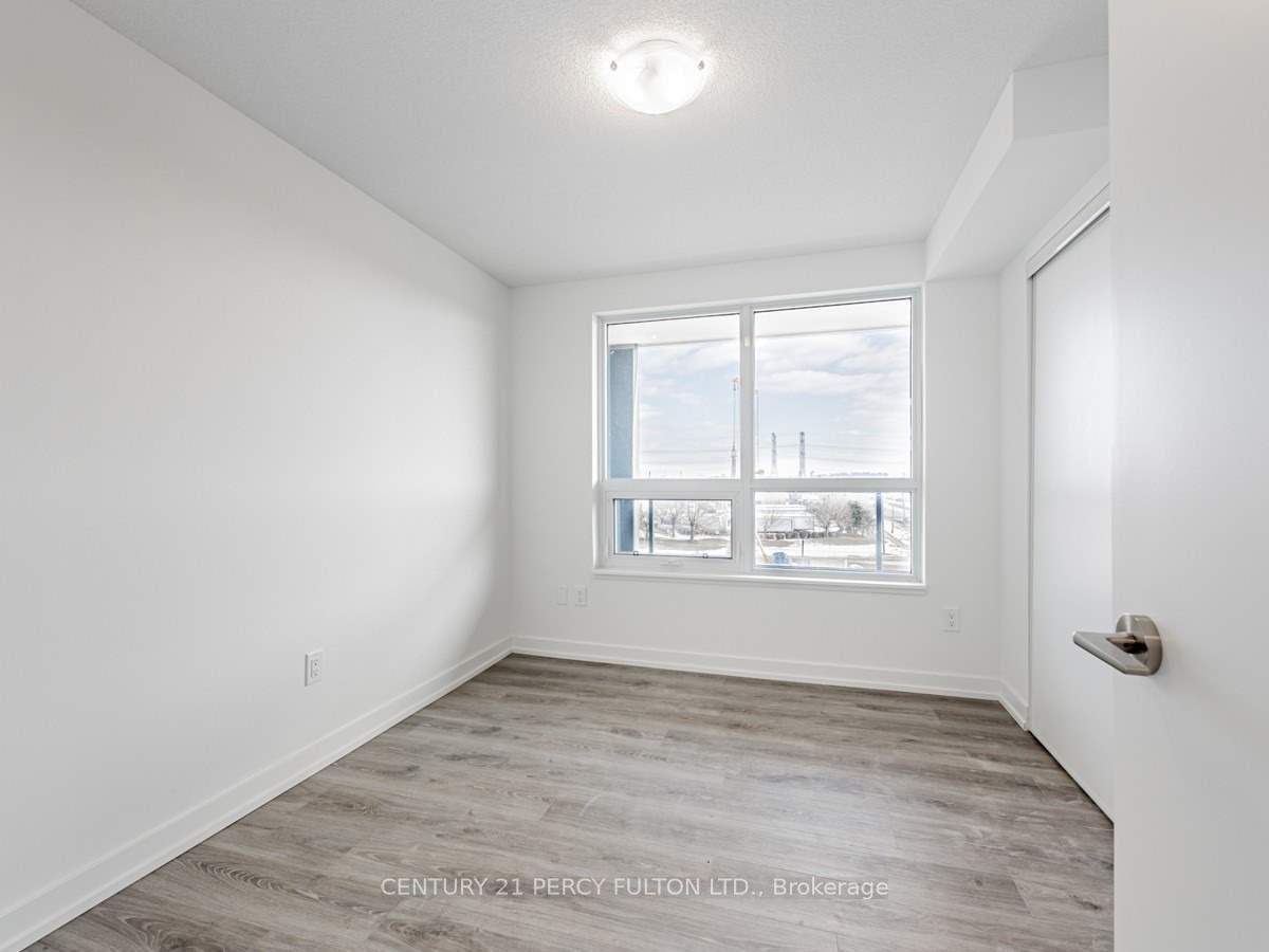 Photo 7 of Unit 513, 1480 Bayly Street, Pickering, Bay Ridges — HOMEH