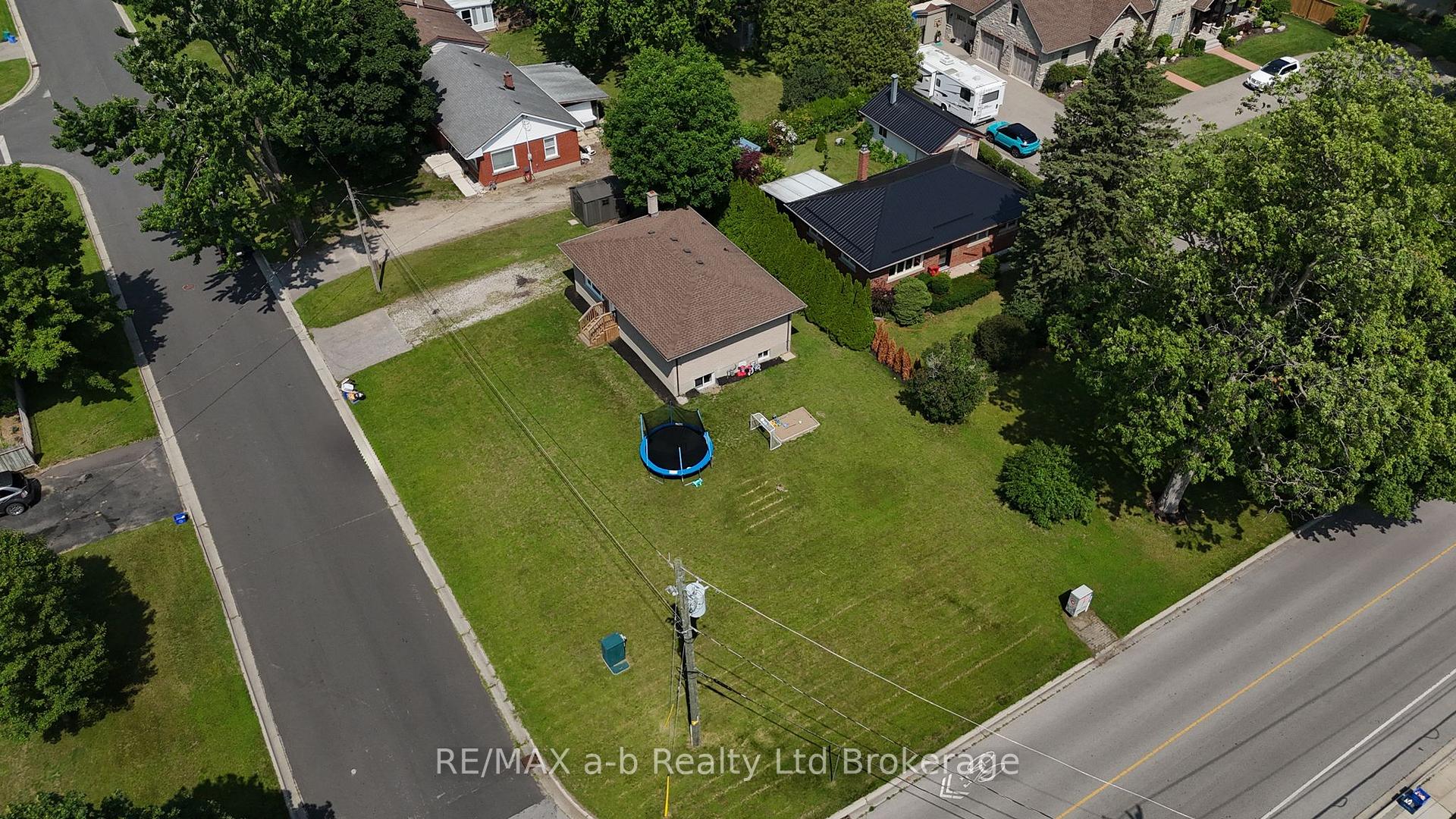 Photo 4 of 7 Marchant Street, Aylmer — HOMEH