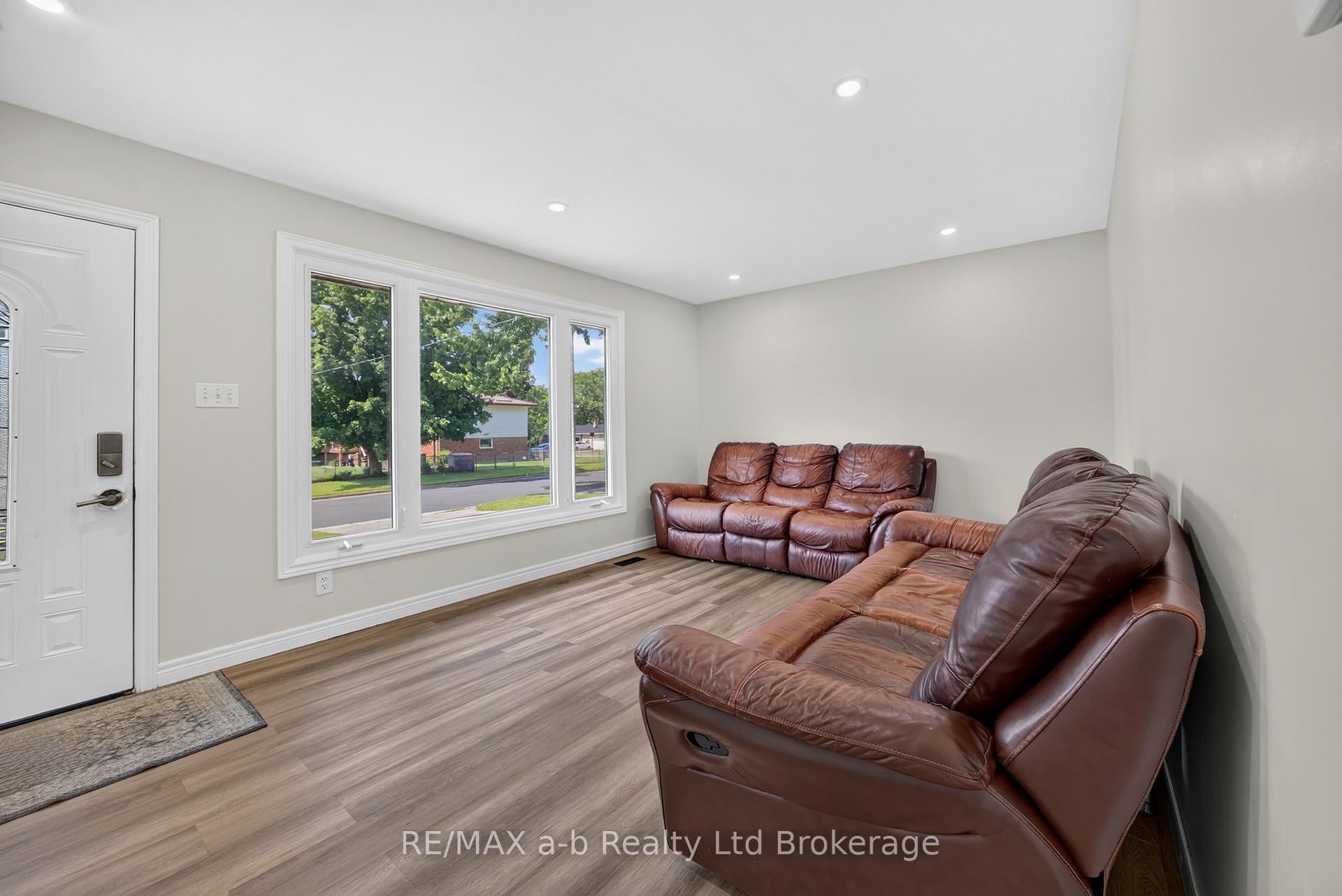 Photo 13 of 7 Marchant Street, Aylmer — HOMEH