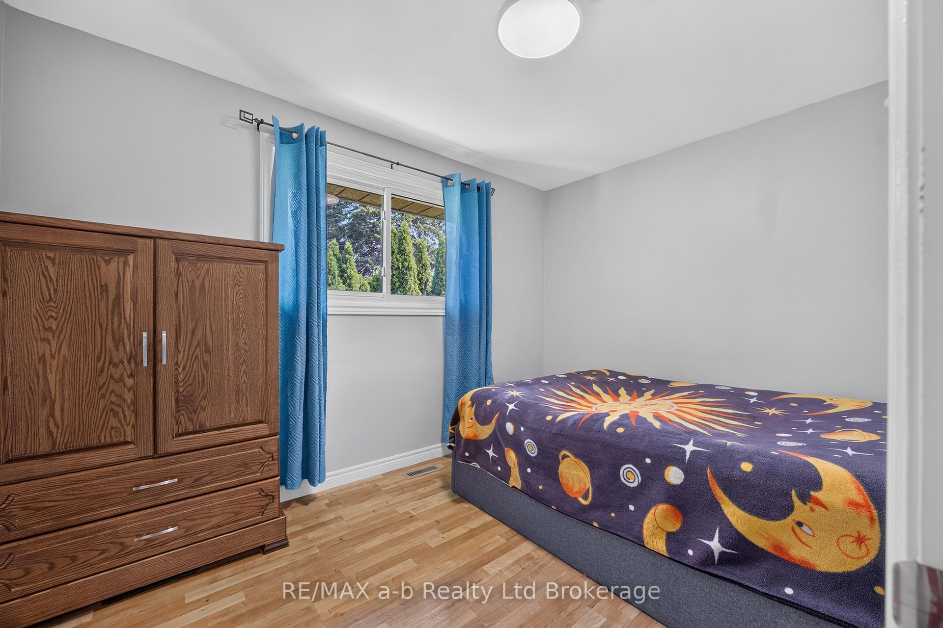 Photo 17 of 7 Marchant Street, Aylmer — HOMEH