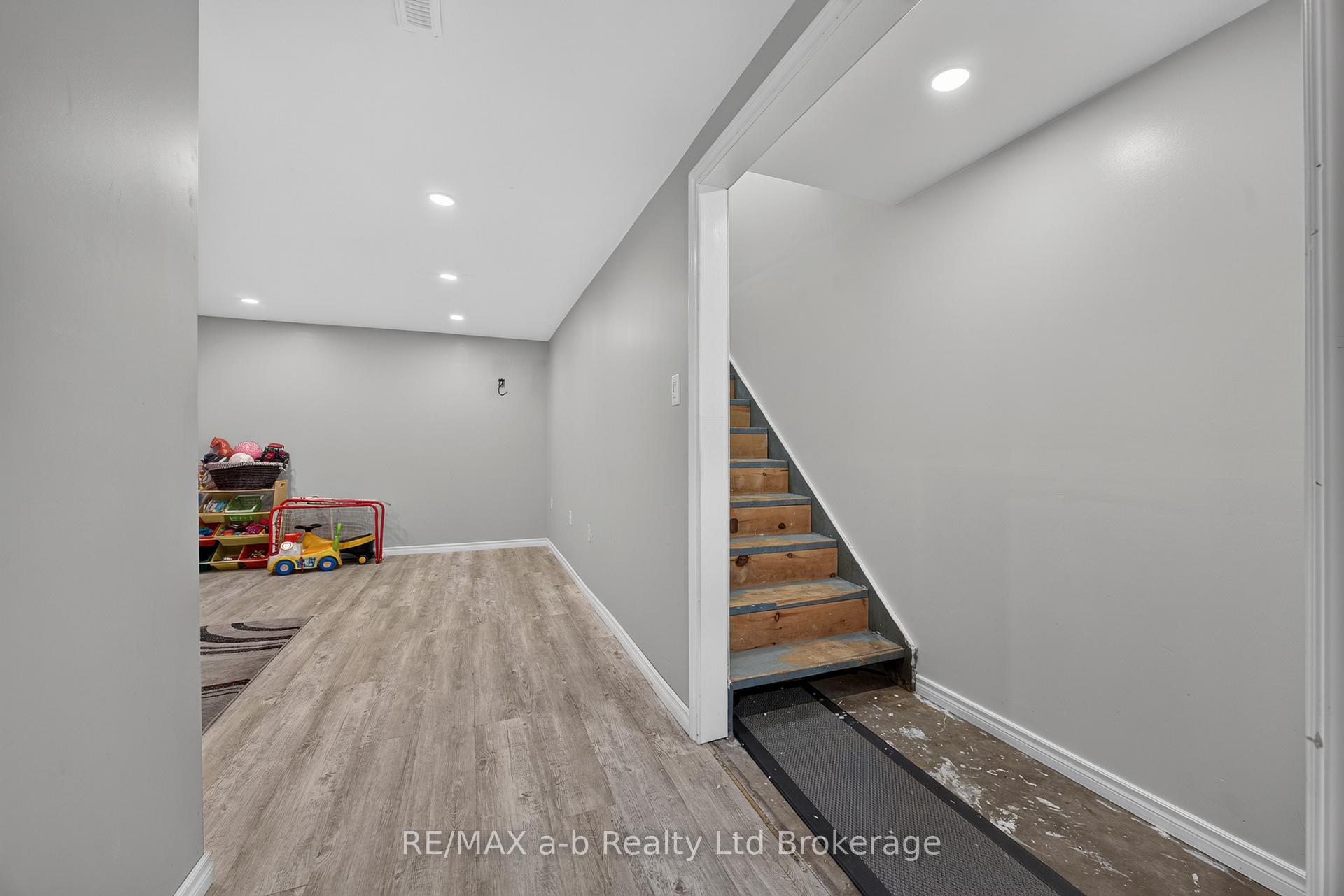 Photo 22 of 7 Marchant Street, Aylmer — HOMEH