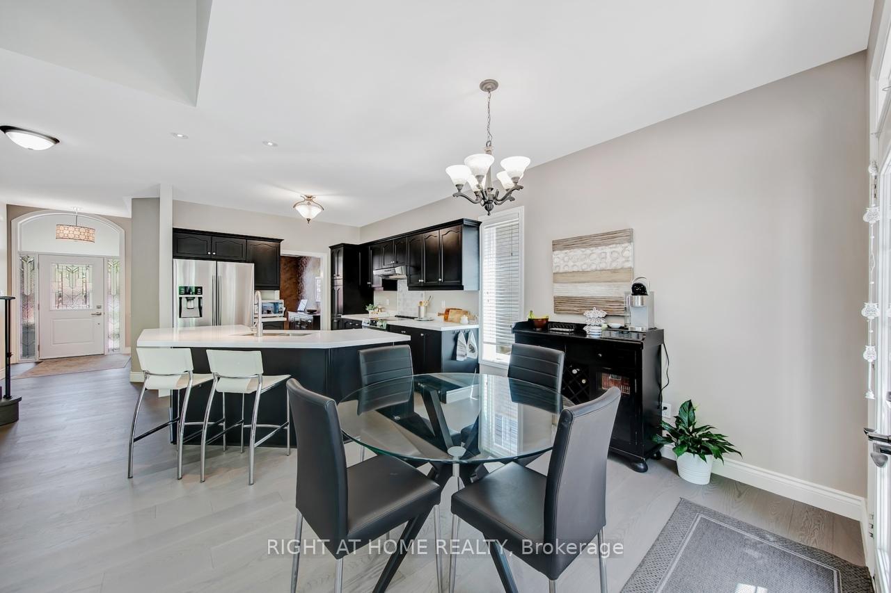 Photo 12 of 126 Moore Crescent, Hamilton, Ancaster — HOMEH