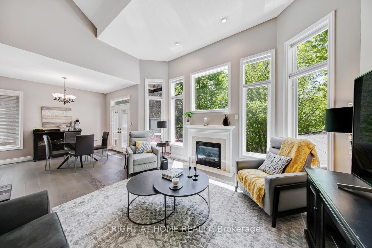 Photo 16 of 126 Moore Crescent, Hamilton, Ancaster — HOMEH