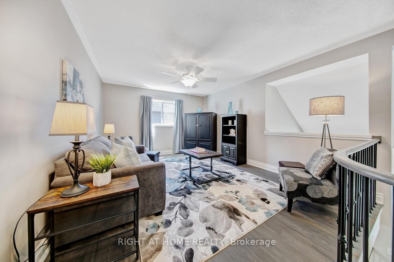 Photo 23 of 126 Moore Crescent, Hamilton, Ancaster — HOMEH