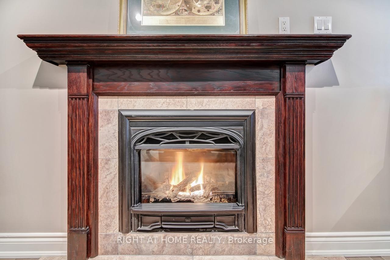 Photo 31 of 126 Moore Crescent, Hamilton, Ancaster — HOMEH