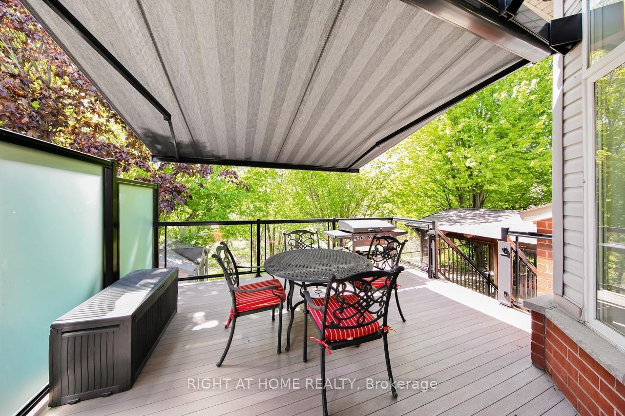 Photo 40 of 126 Moore Crescent, Hamilton, Ancaster — HOMEH
