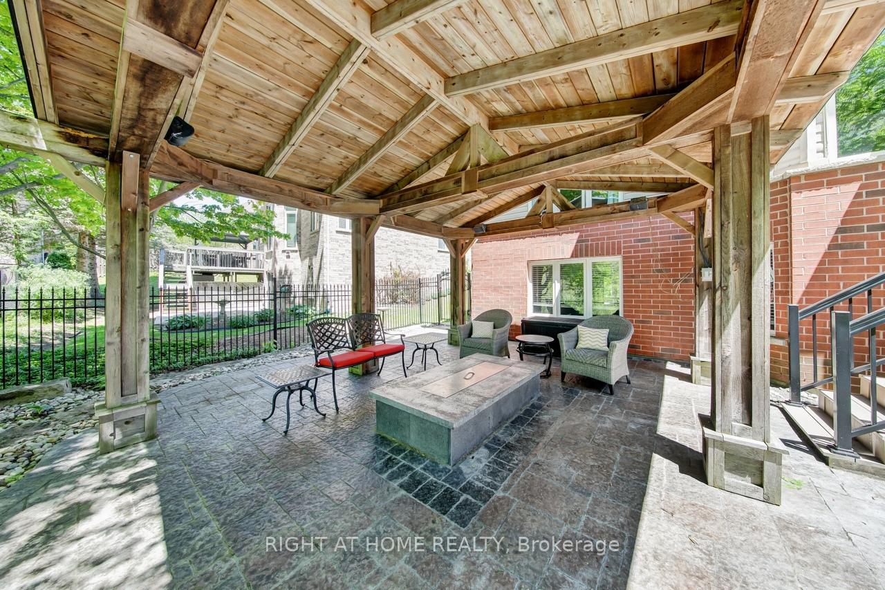 Photo 41 of 126 Moore Crescent, Hamilton, Ancaster — HOMEH