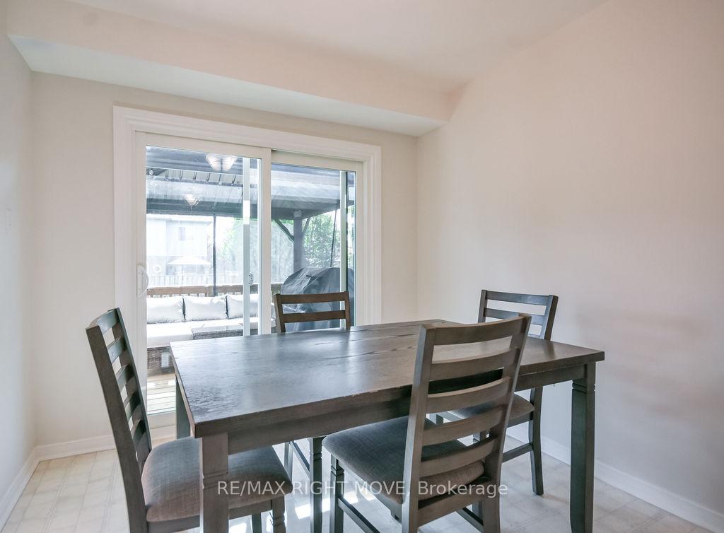Photo 16 of 142 Julia Crescent, Orillia — HOMEH
