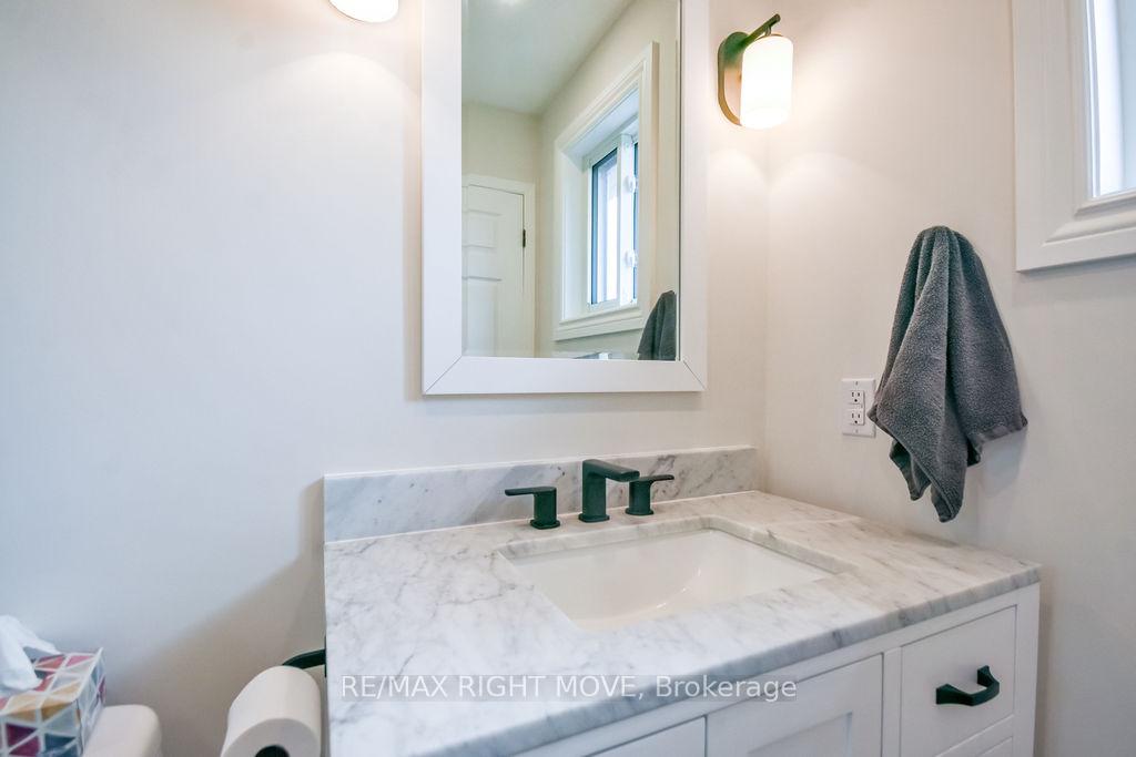 Photo 23 of 142 Julia Crescent, Orillia — HOMEH