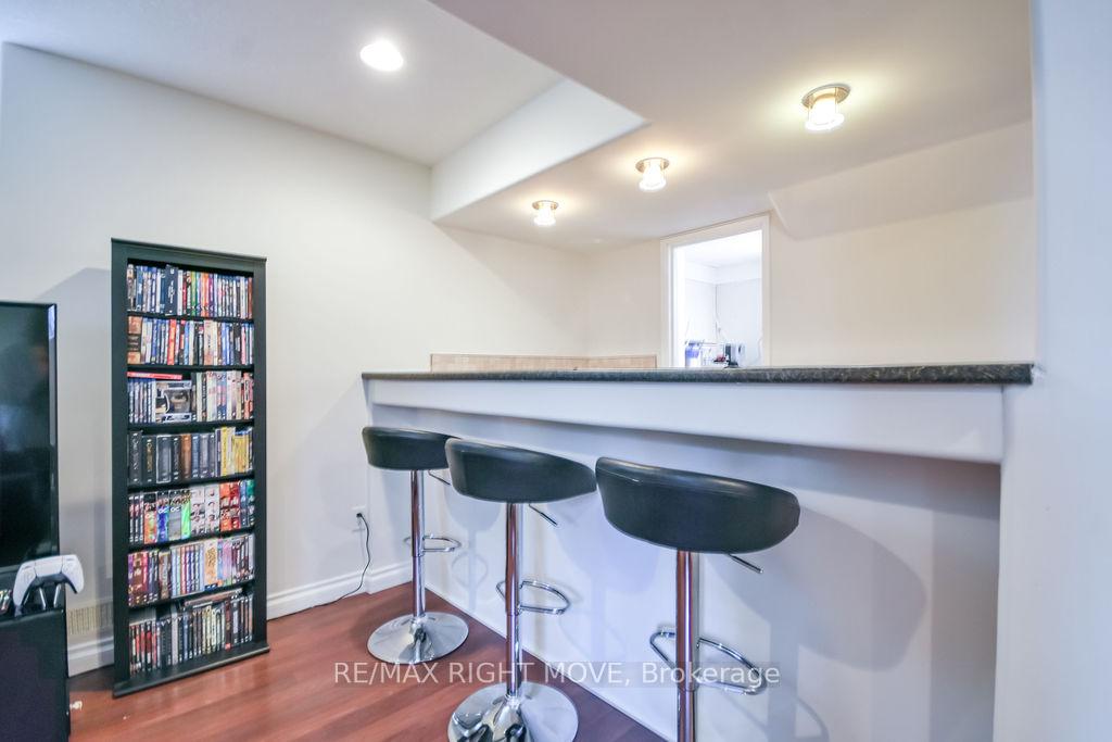 Photo 34 of 142 Julia Crescent, Orillia — HOMEH