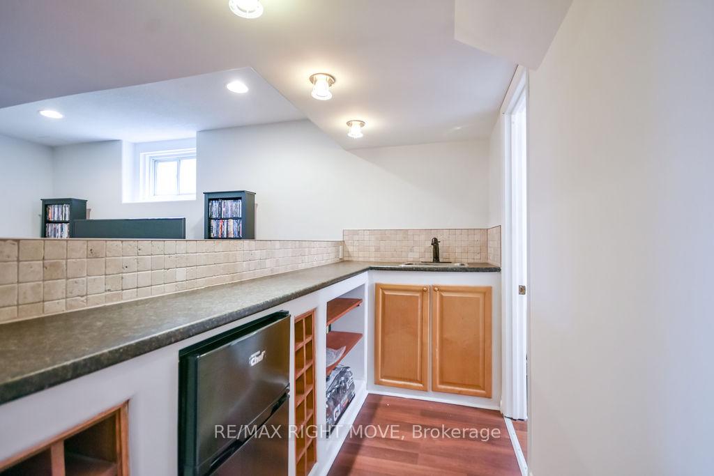 Photo 36 of 142 Julia Crescent, Orillia — HOMEH