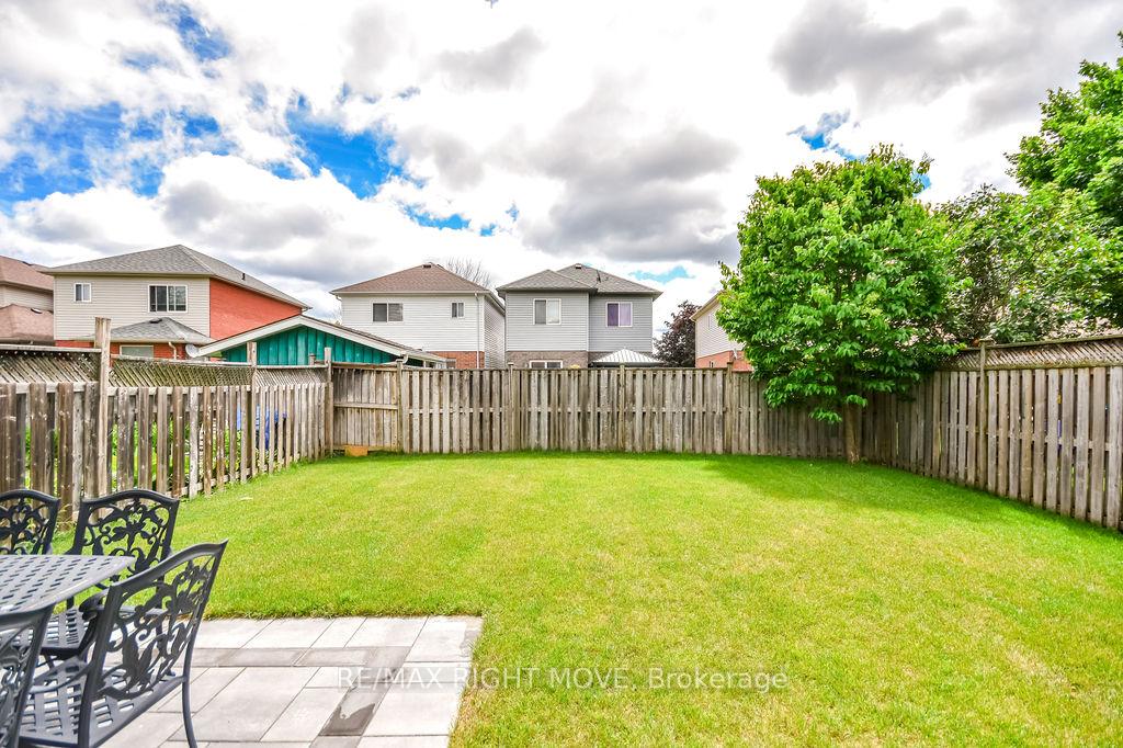 Photo 41 of 142 Julia Crescent, Orillia — HOMEH