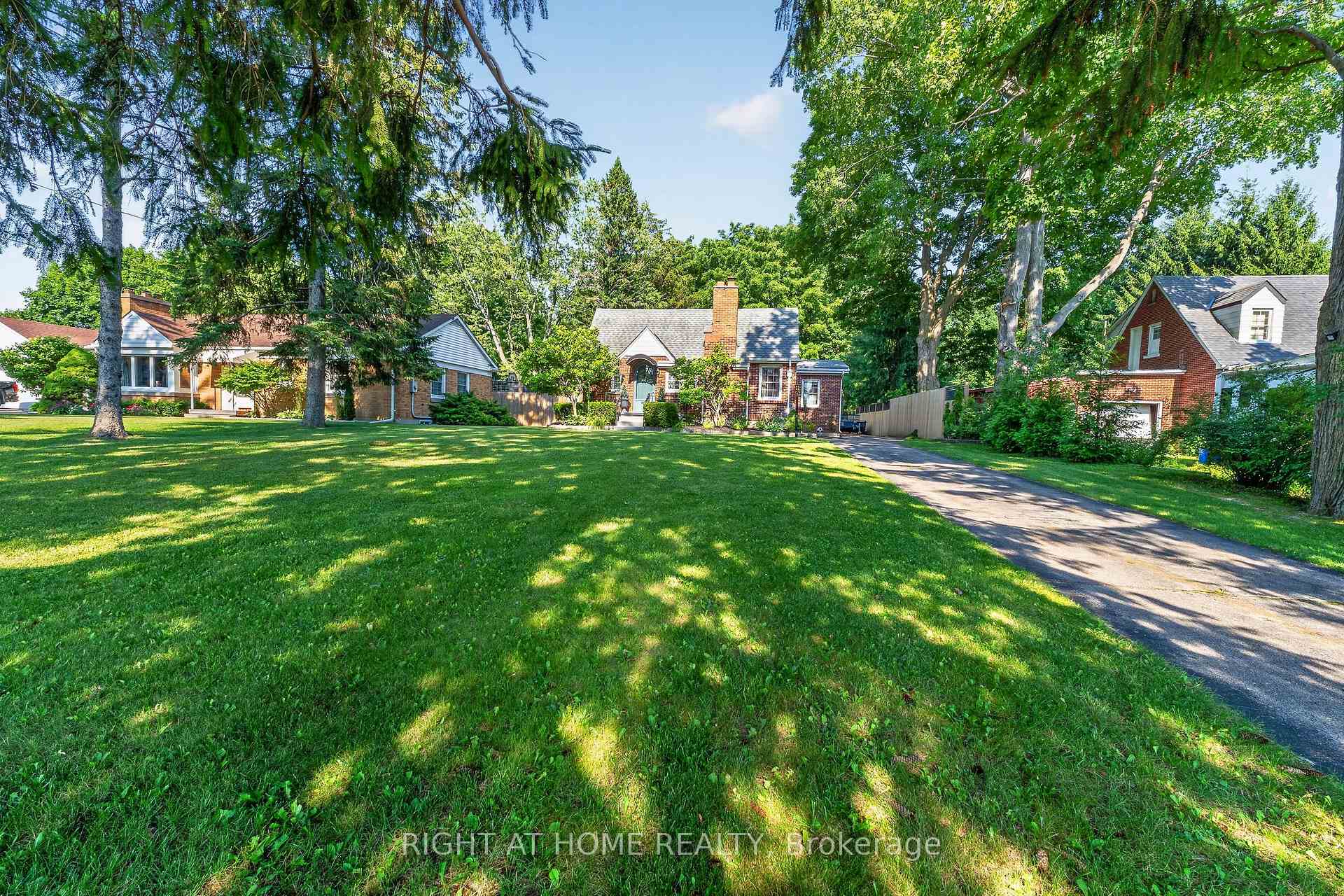Photo 1 of 335 Sunset Drive, Central Elgin, Rural Central Elgin — HOMEH