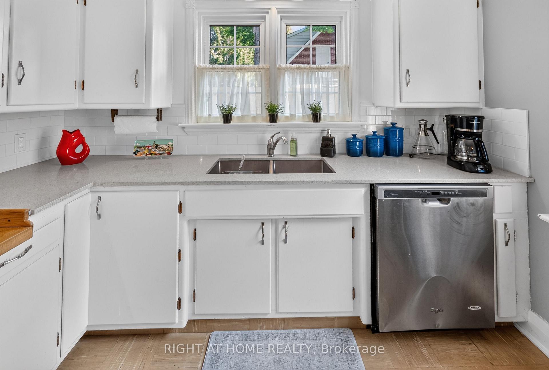 Photo 13 of 335 Sunset Drive, Central Elgin, Rural Central Elgin — HOMEH