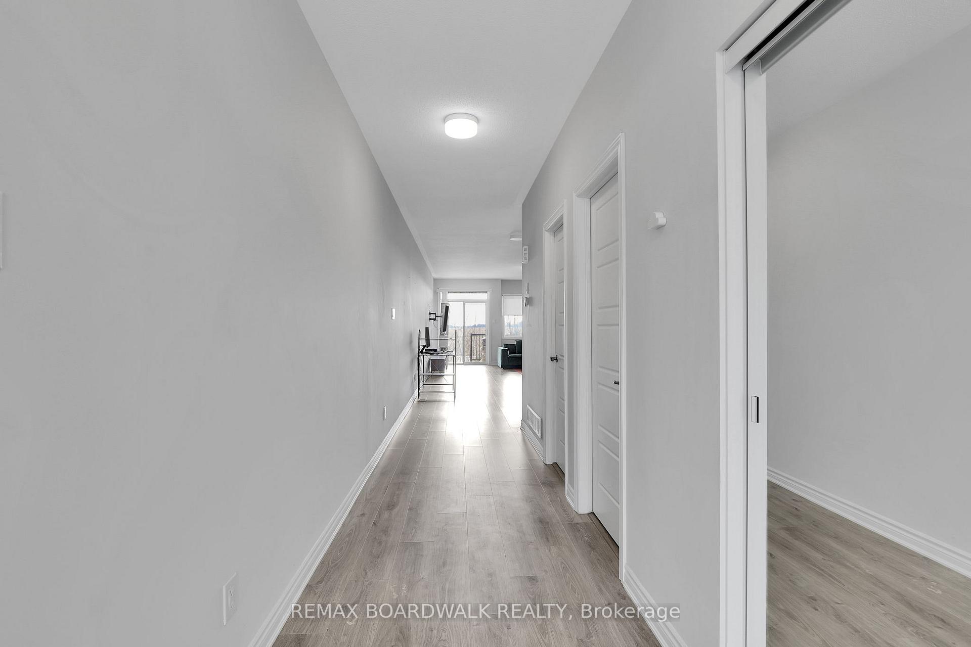 Photo 8 of 306 Pilot Private, Ottawa, Kanata - Emerald Meadows/Trailwest — HOMEH