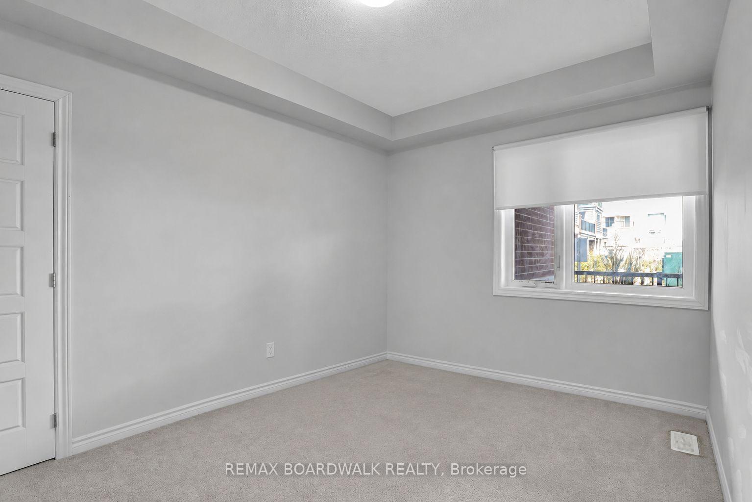 Photo 18 of 306 Pilot Private, Ottawa, Kanata - Emerald Meadows/Trailwest — HOMEH