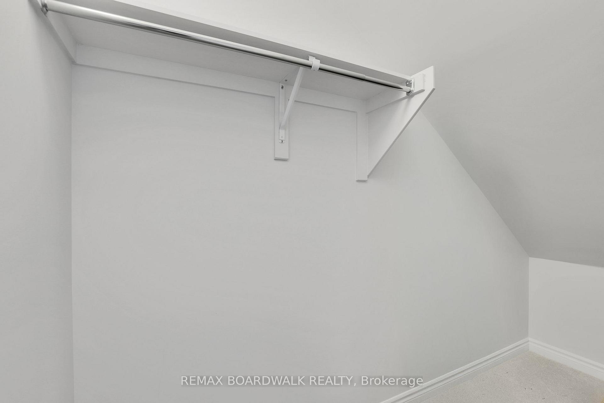 Photo 21 of 306 Pilot Private, Ottawa, Kanata - Emerald Meadows/Trailwest — HOMEH