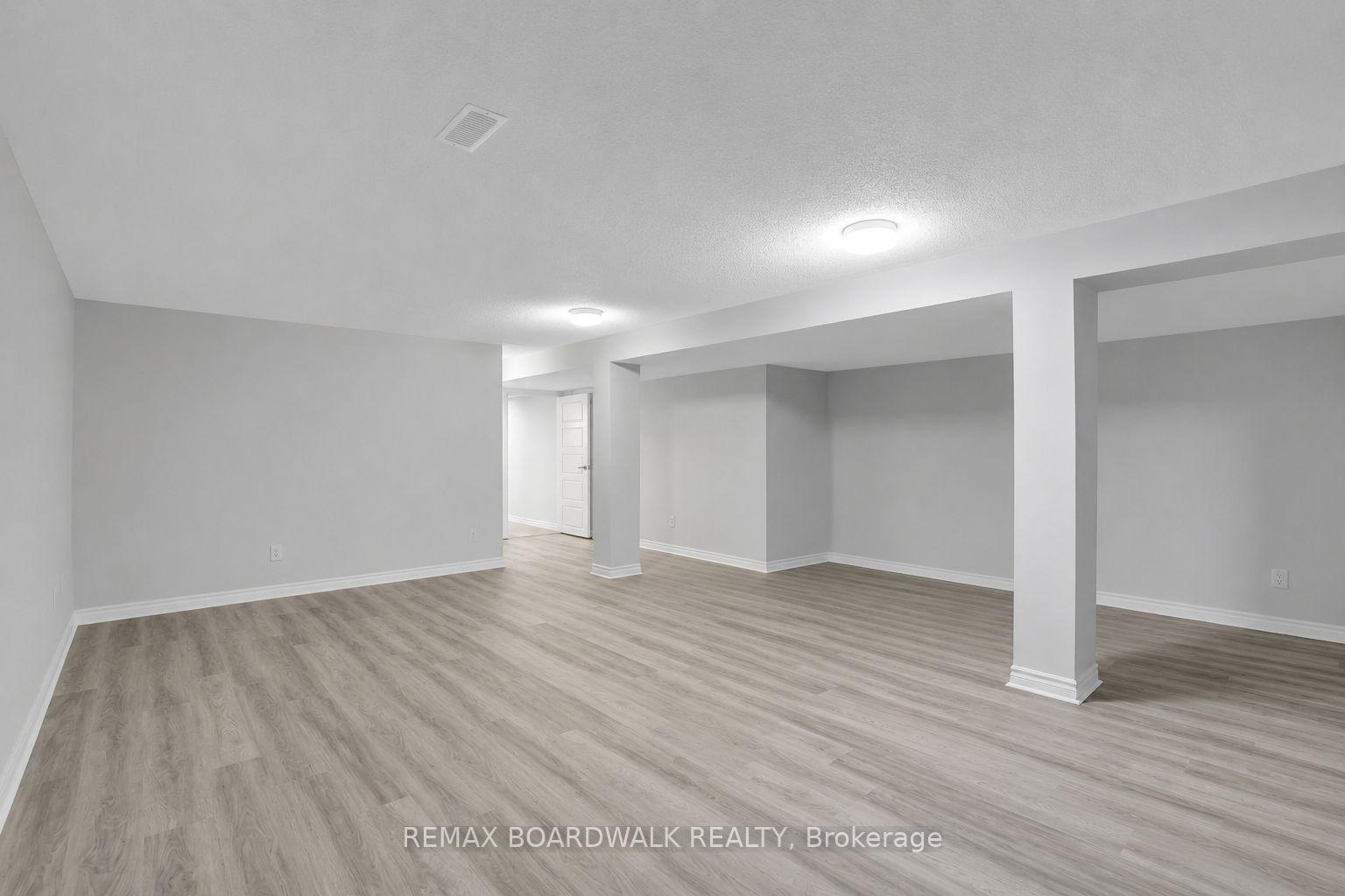 Photo 31 of 306 Pilot Private, Ottawa, Kanata - Emerald Meadows/Trailwest — HOMEH