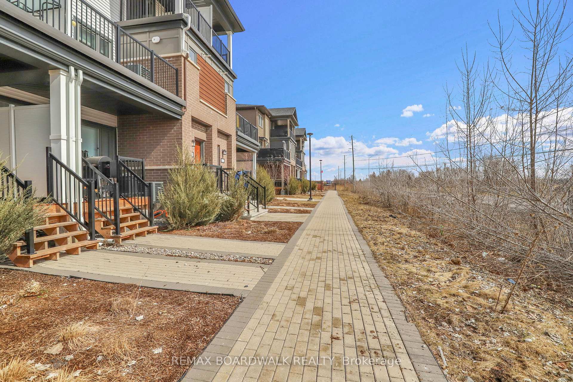 Photo 38 of 306 Pilot Private, Ottawa, Kanata - Emerald Meadows/Trailwest — HOMEH