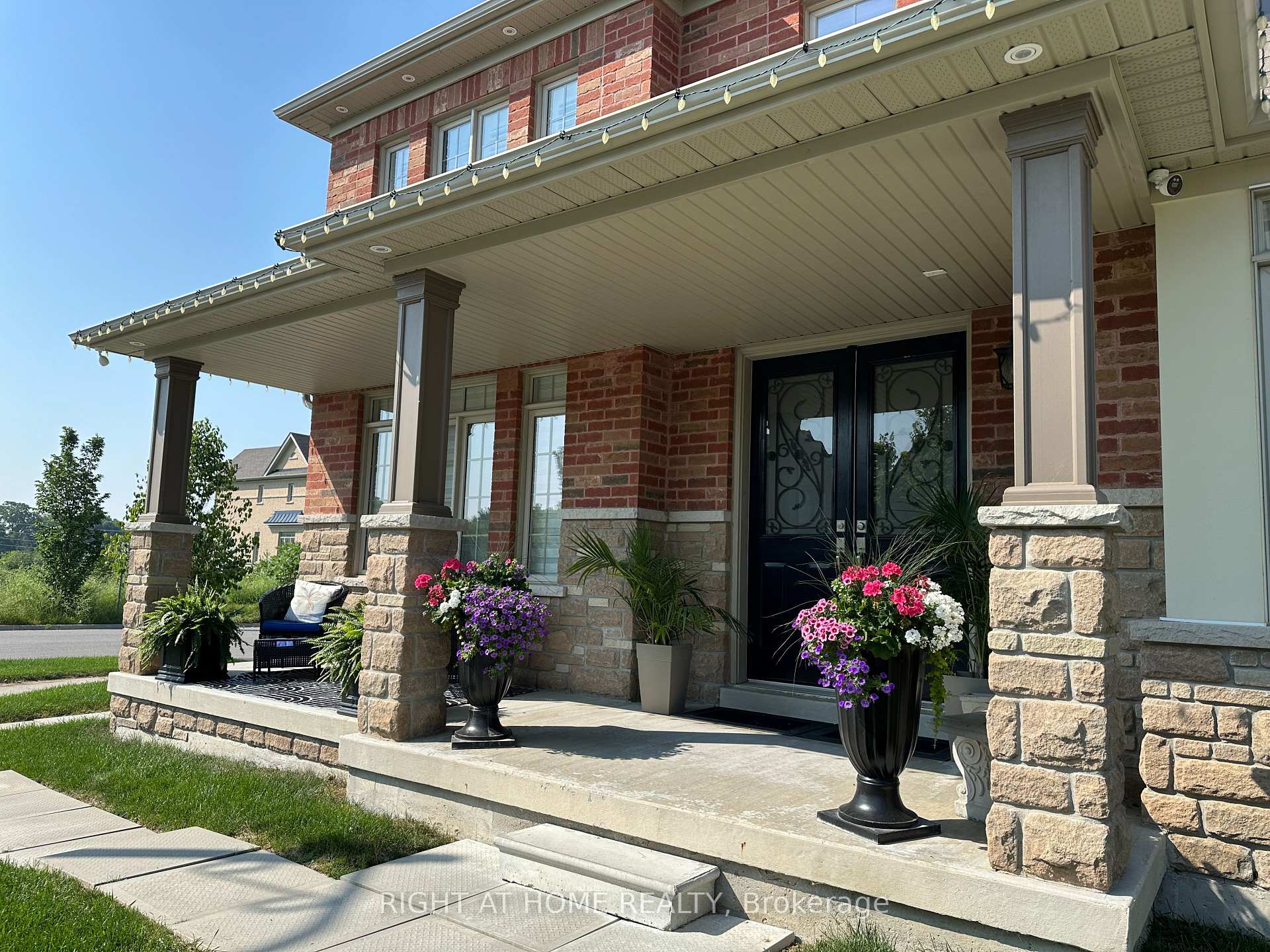 Photo 3 of 116 Hurst Drive, Ajax, Northwest Ajax — HOMEH