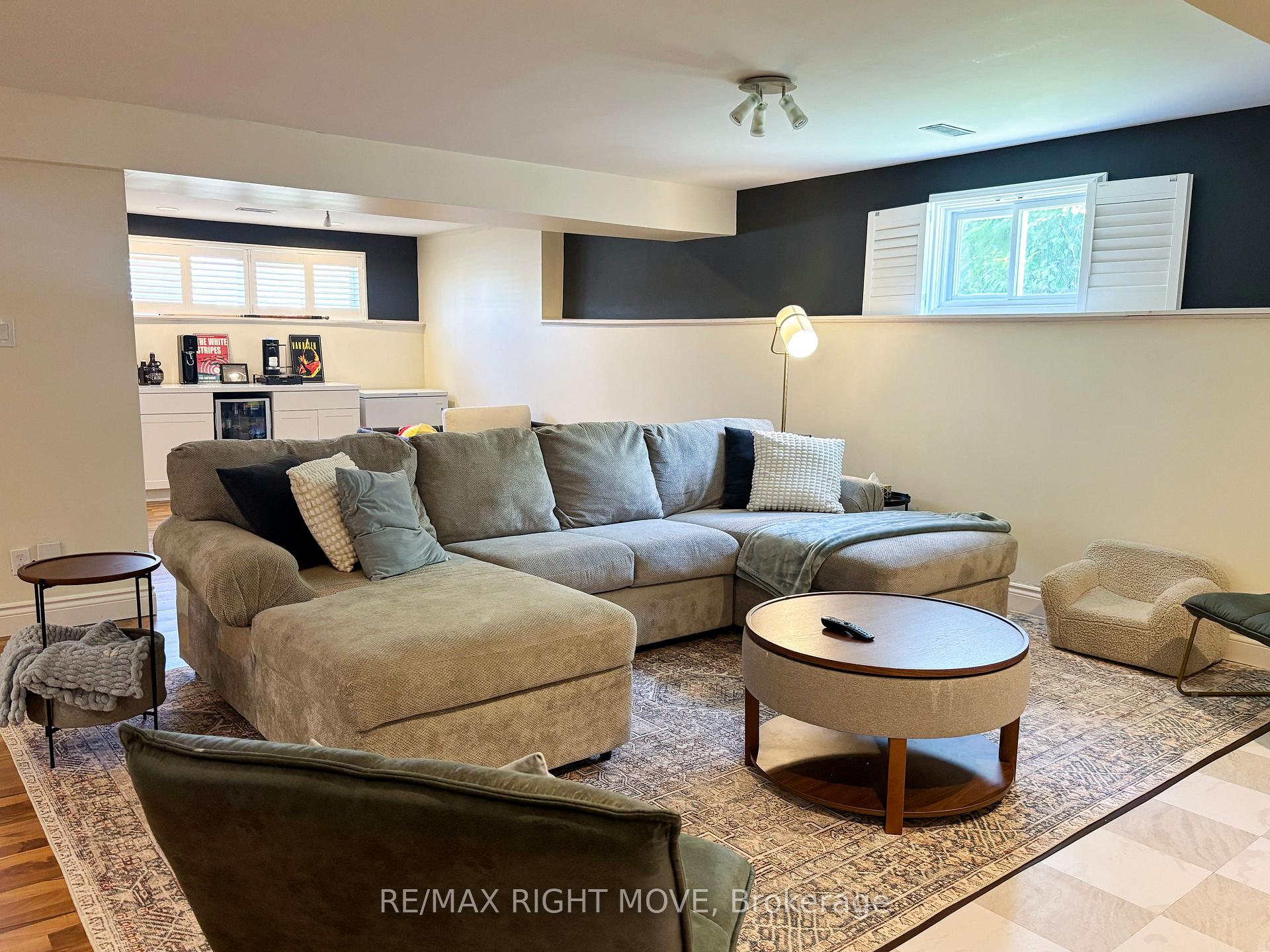Photo 20 of 69 Calverley Street, Orillia — HOMEH