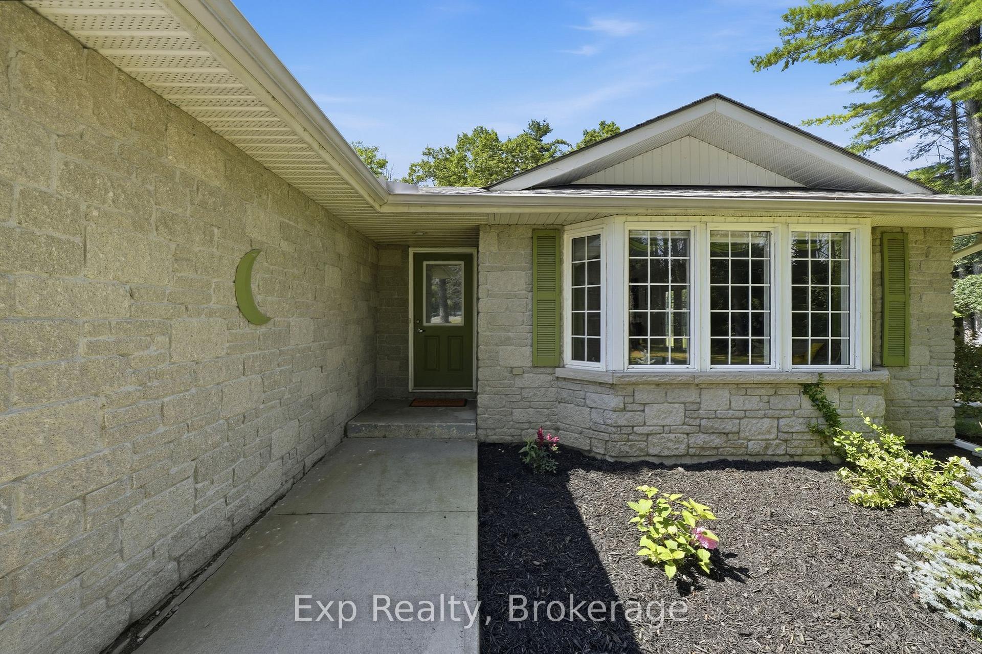 Photo 7 of 21627 Loyalist Parkway, Prince Edward County, Ameliasburg Ward — HOMEH