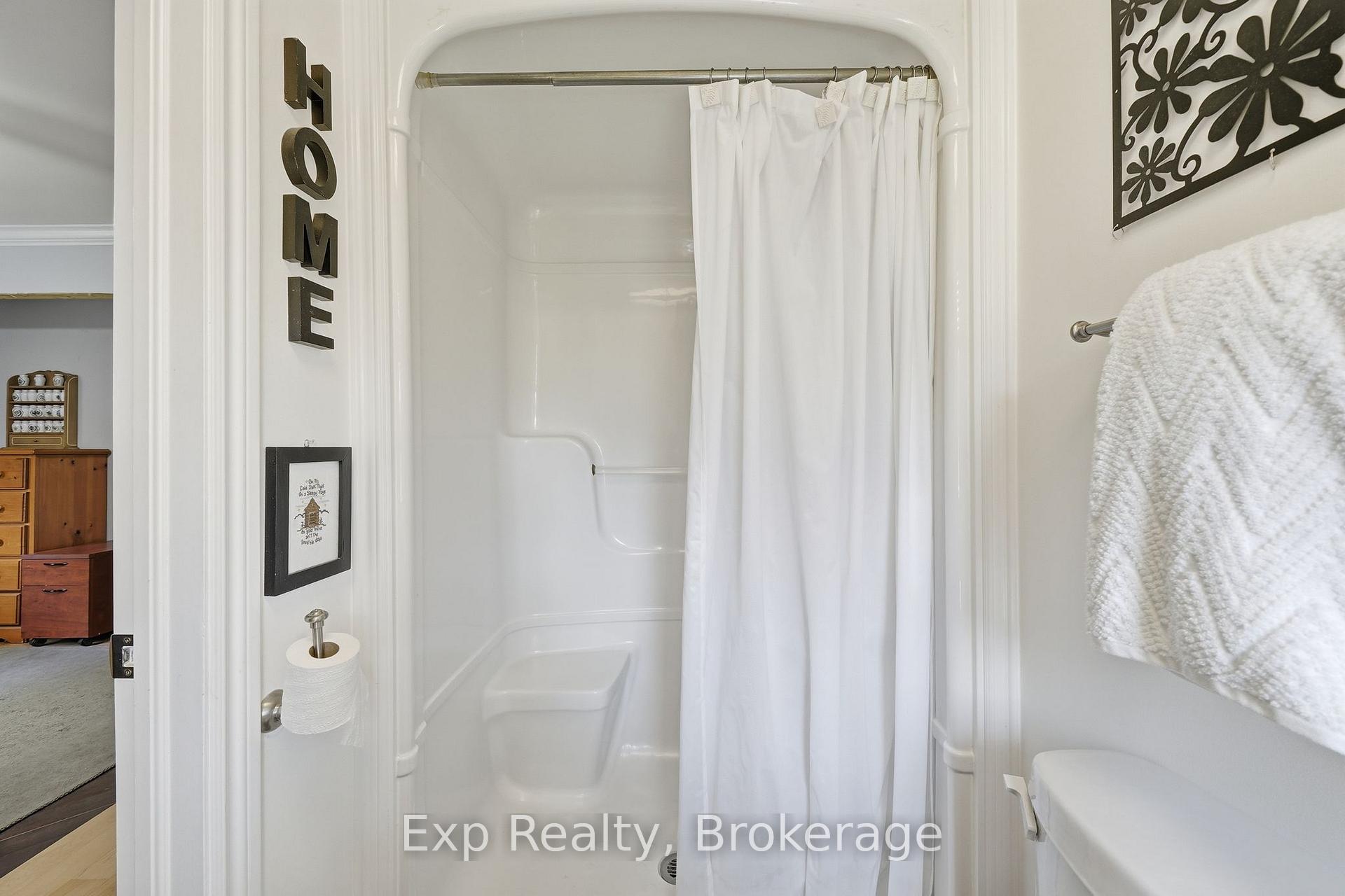 Photo 25 of 21627 Loyalist Parkway, Prince Edward County, Ameliasburg Ward — HOMEH