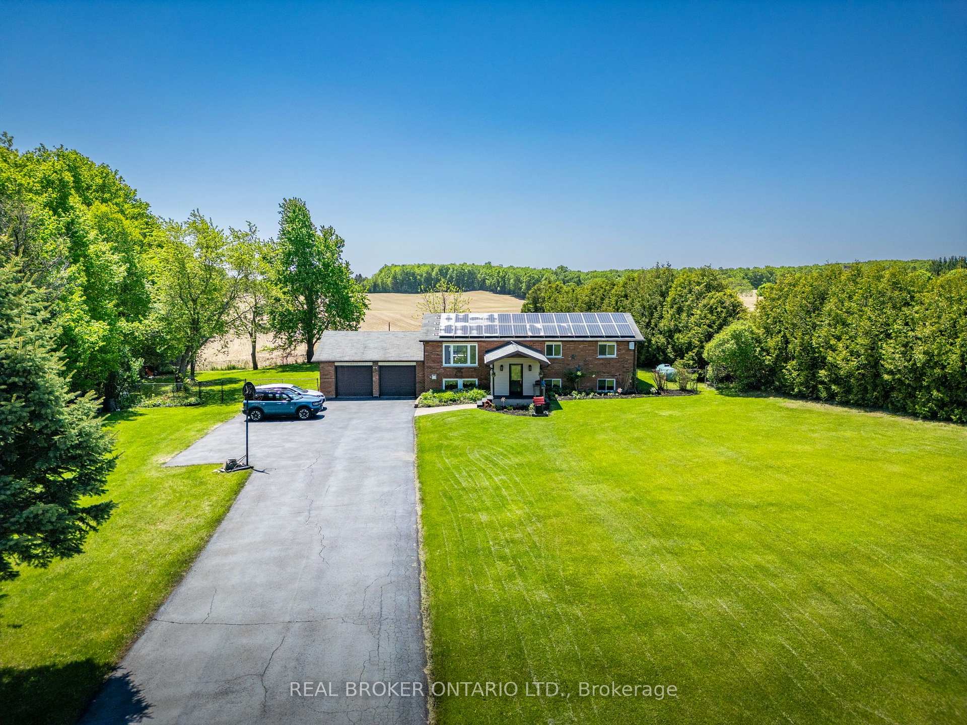 Photo 2 of 6022 Trafalgar Road, Erin, Rural Erin — HOMEH