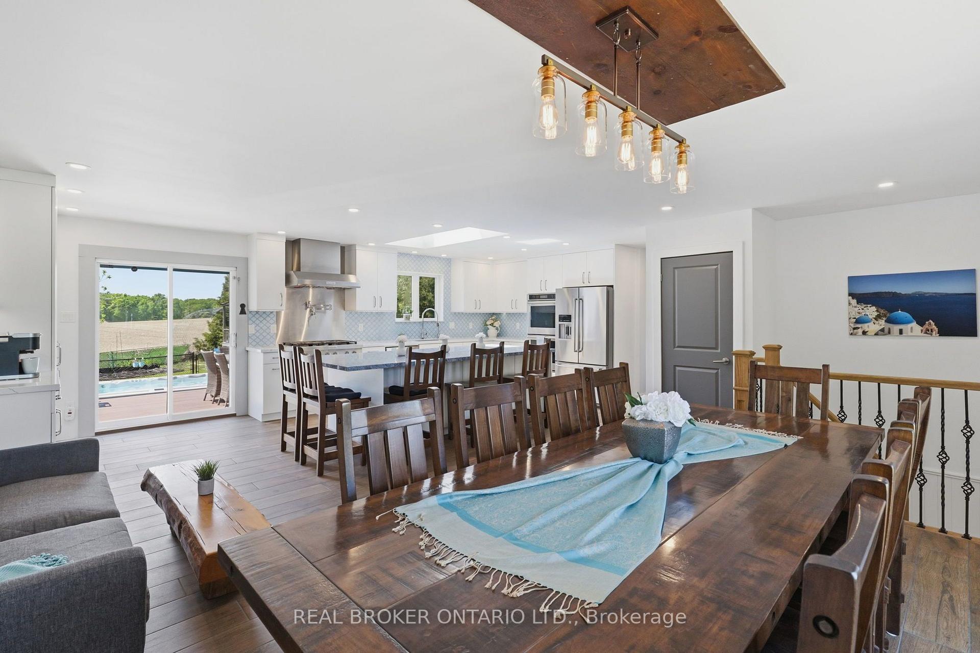 Photo 9 of 6022 Trafalgar Road, Erin, Rural Erin — HOMEH