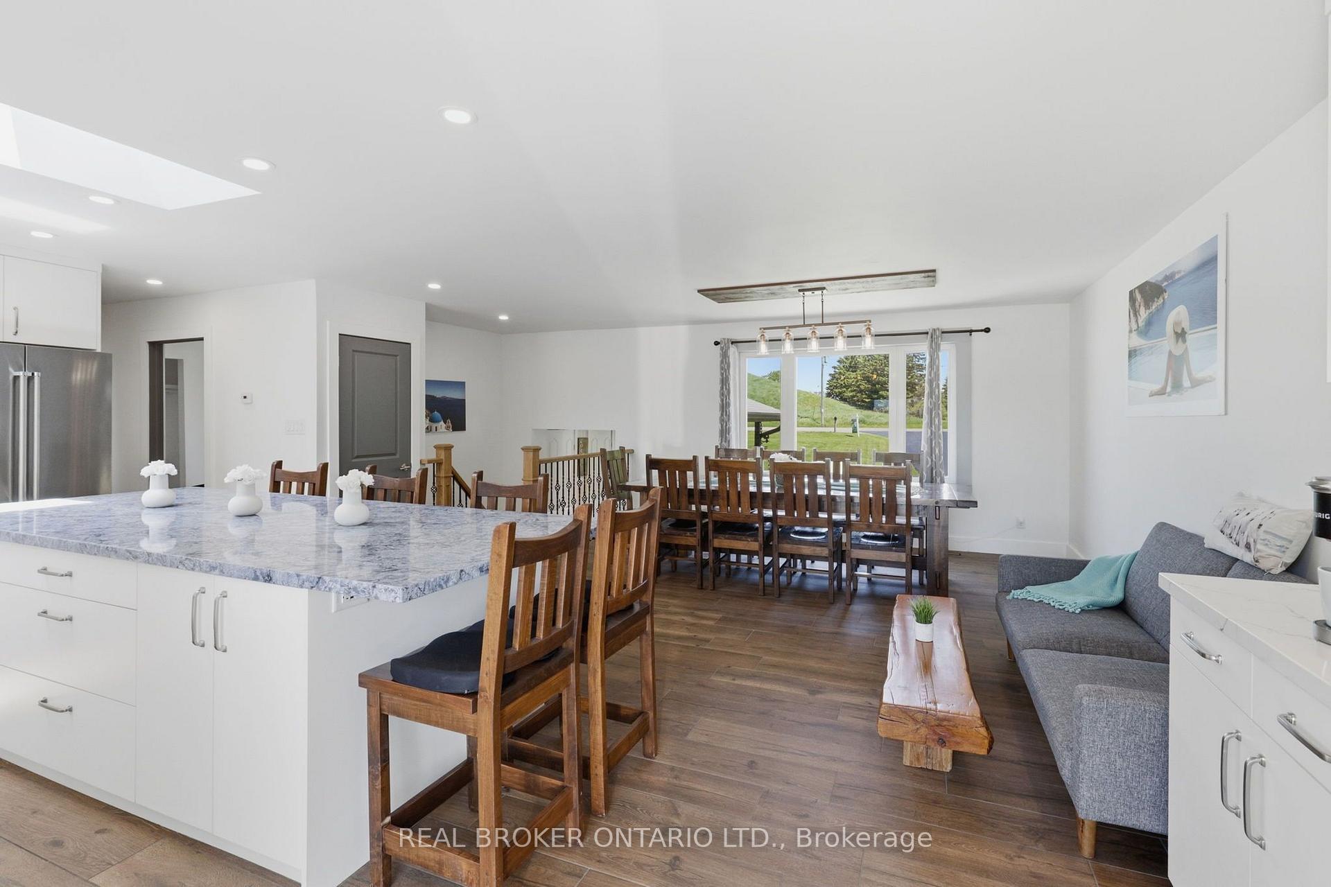 Photo 11 of 6022 Trafalgar Road, Erin, Rural Erin — HOMEH