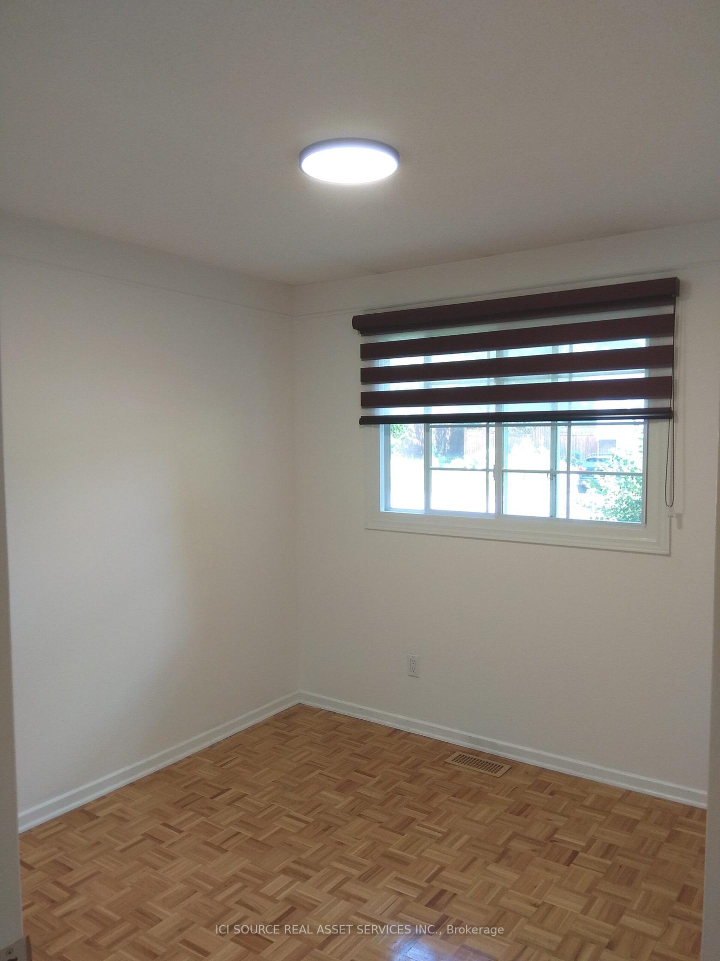 Photo 12 of 8 Birchview Road, Ottawa, Meadowlands/St. Claire Gardens — HOMEH