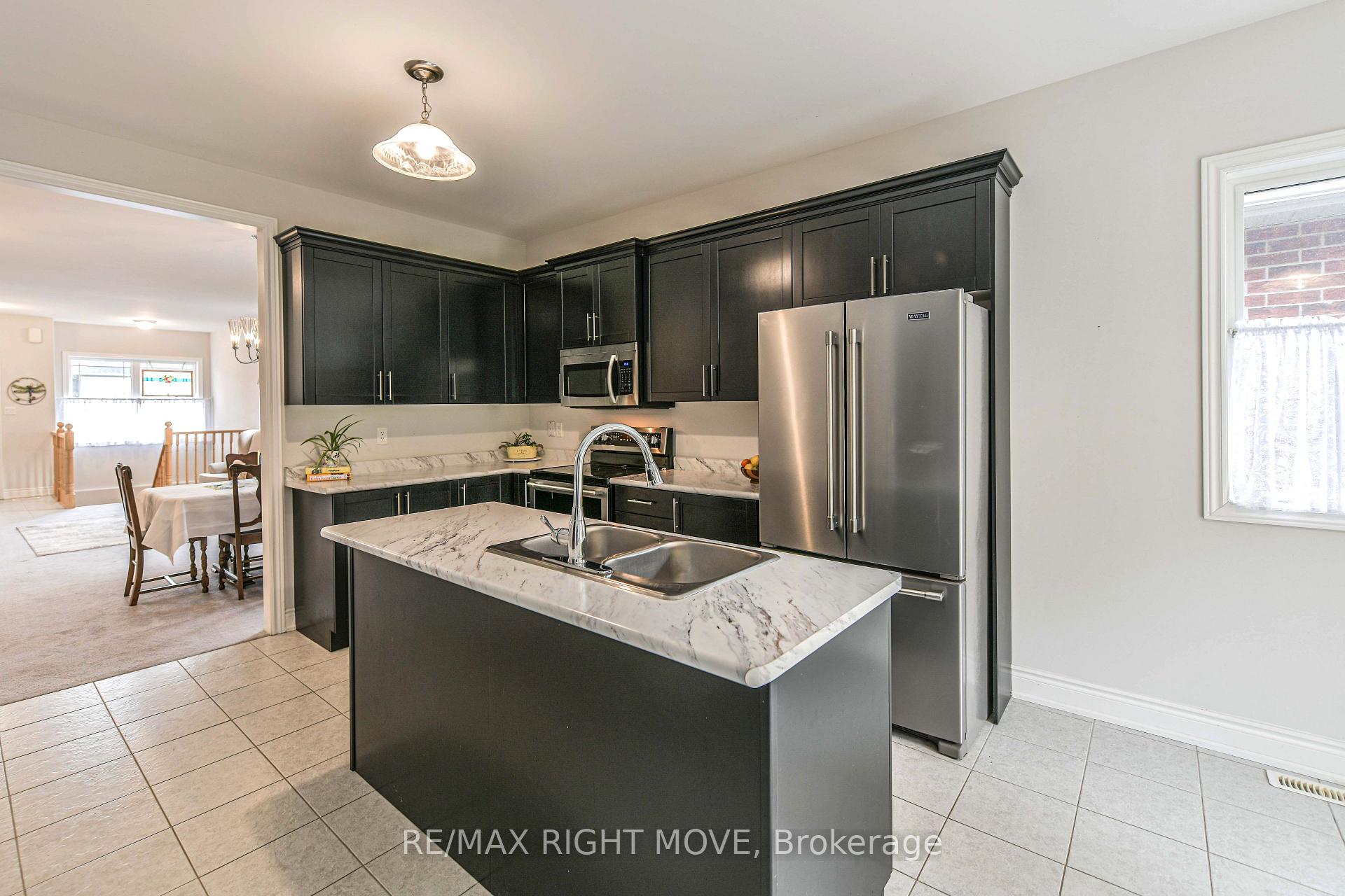 Photo 16 of 2997 Stone Ridge Boulevard, Orillia — HOMEH