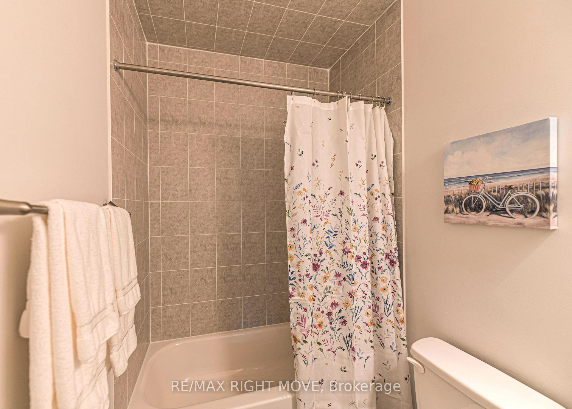 Photo 23 of 2997 Stone Ridge Boulevard, Orillia — HOMEH