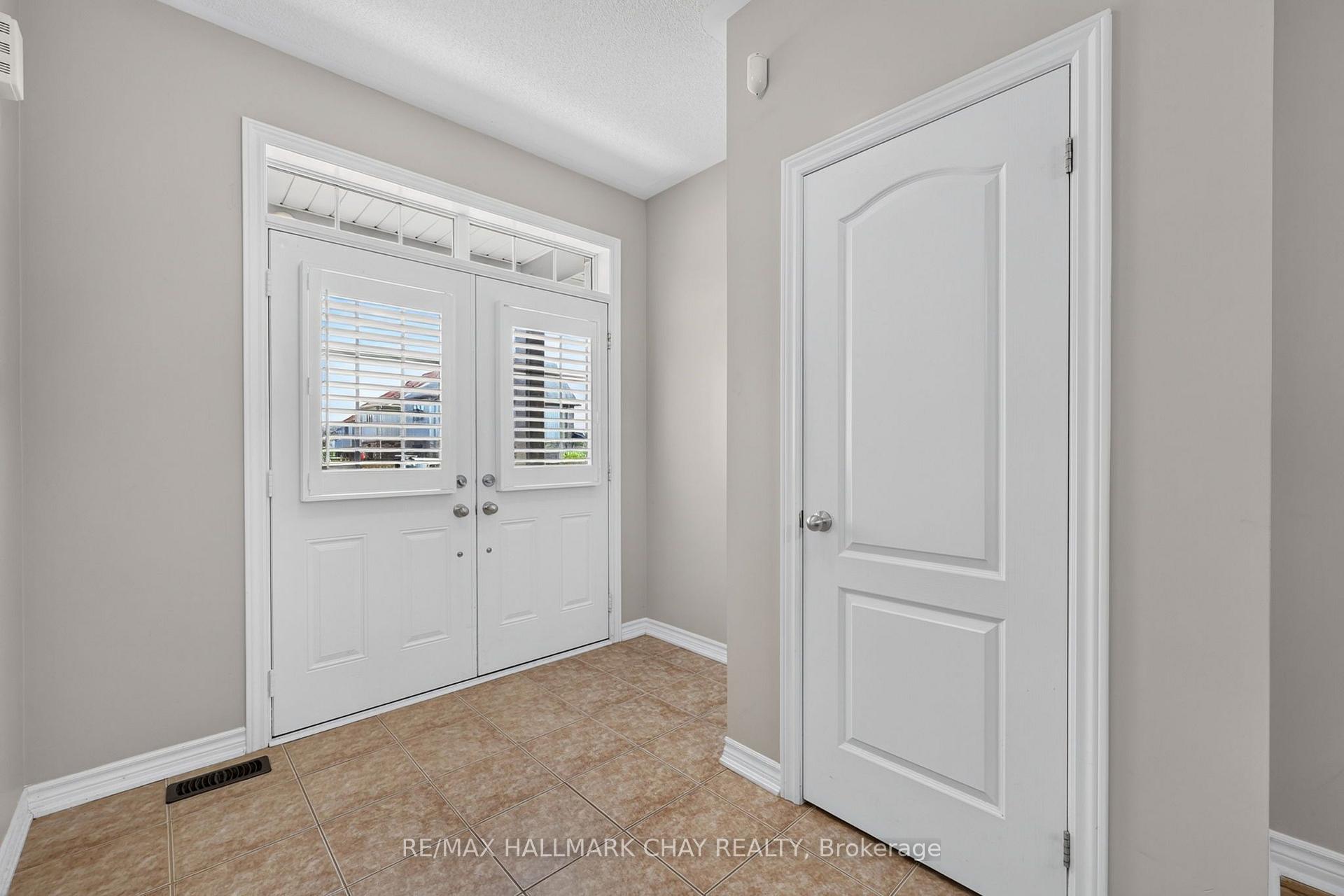 Photo 3 of 72 Decarolis Crescent, Essa, Angus — HOMEH