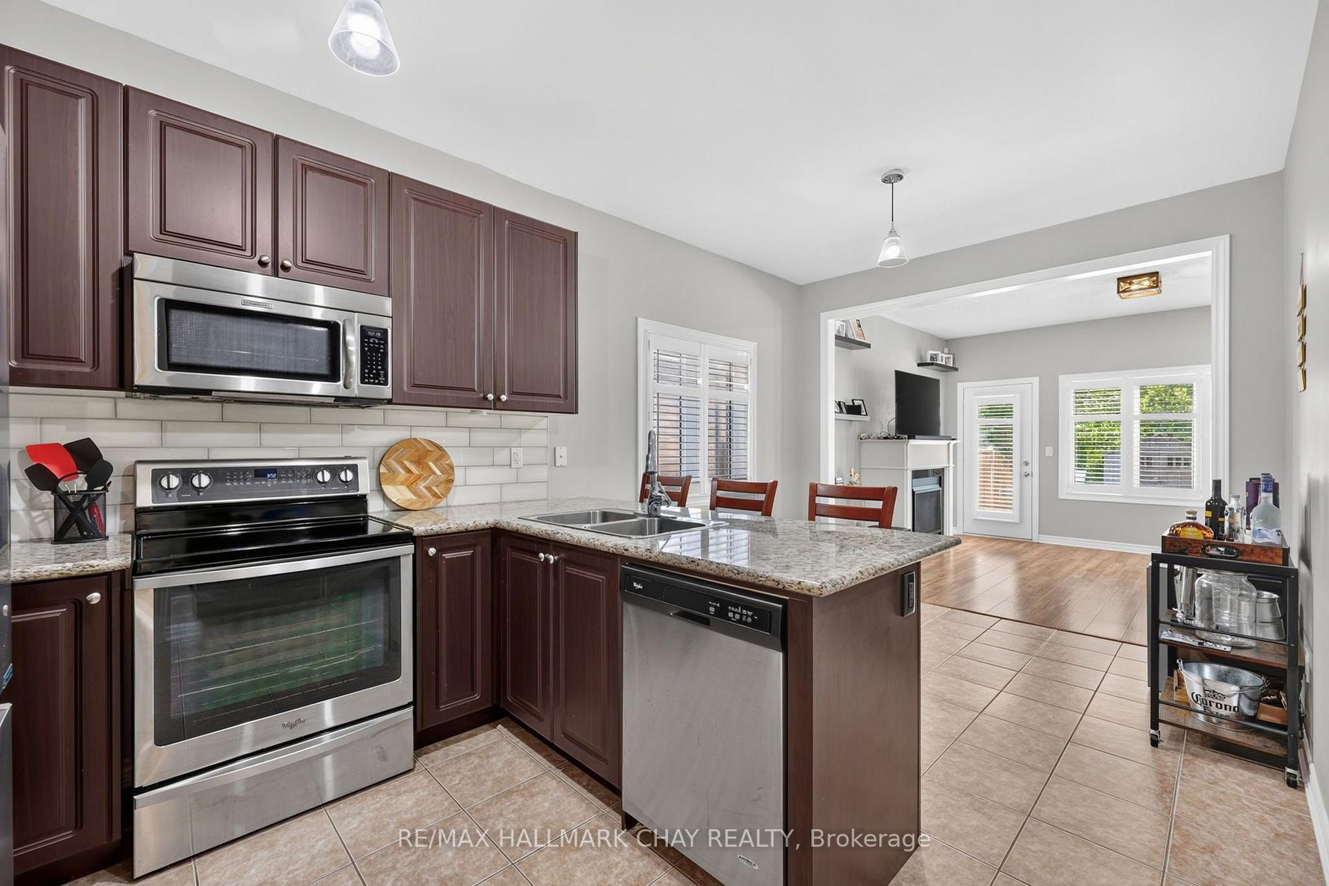 Photo 5 of 72 Decarolis Crescent, Essa, Angus — HOMEH