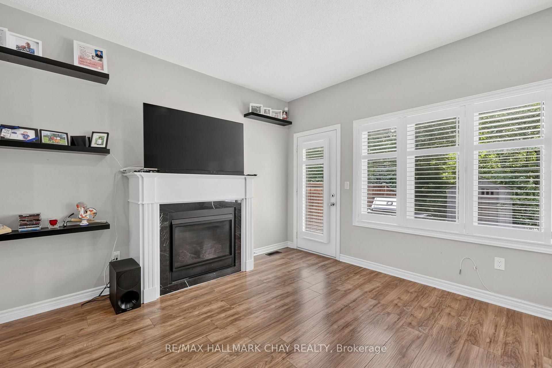 Photo 12 of 72 Decarolis Crescent, Essa, Angus — HOMEH