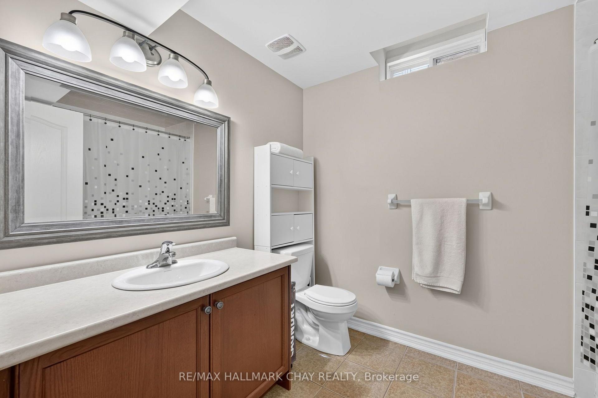 Photo 28 of 72 Decarolis Crescent, Essa, Angus — HOMEH