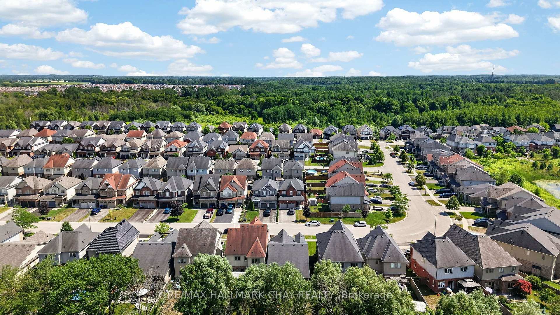 Photo 36 of 72 Decarolis Crescent, Essa, Angus — HOMEH