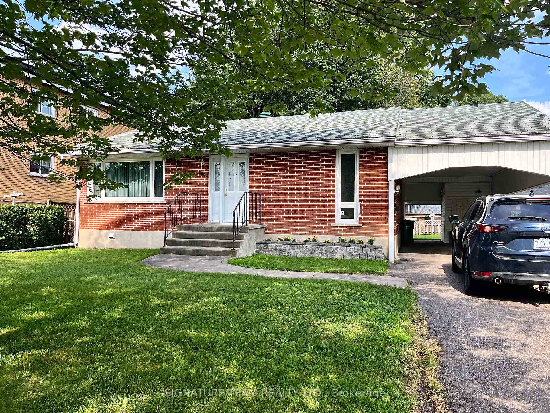 Photo 2 of 595 Cecelia Street, Pembroke, Pembroke — HOMEH