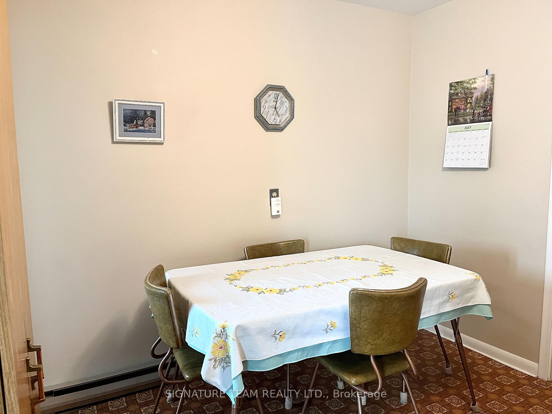 Photo 10 of 595 Cecelia Street, Pembroke, Pembroke — HOMEH